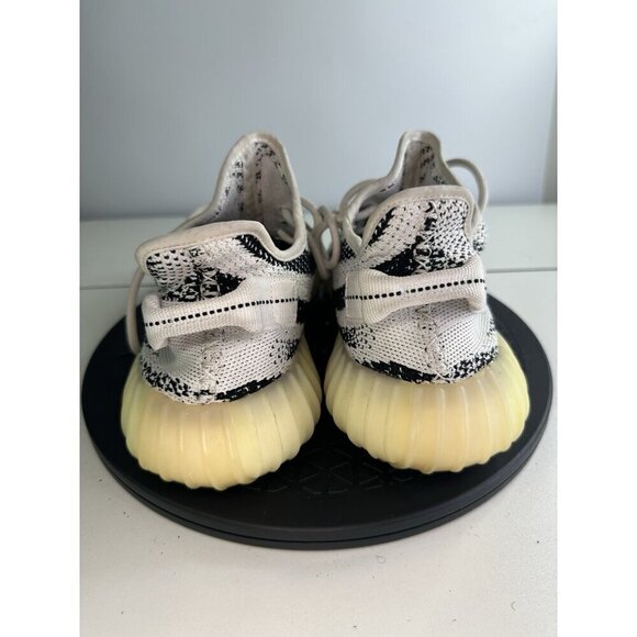 Adidas Yeezy Boost 350 V2 White Zebra Men\'s Size 8.5 Unisex main image 4